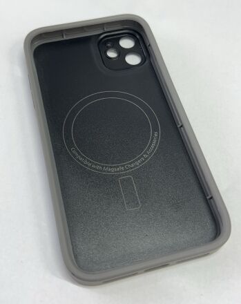 Case Carbone Shield Magsafe  for Apple Iphone 11